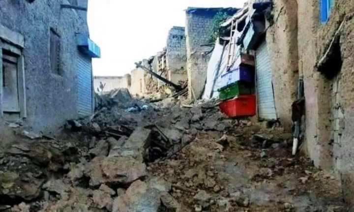 अफगानिस्तानको भूकम्पमा २४ सय बढीको मृत्यु