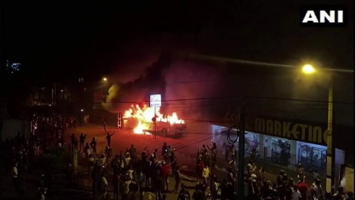 श्रीलङ्कामा सङ्कटकाल घोषणा